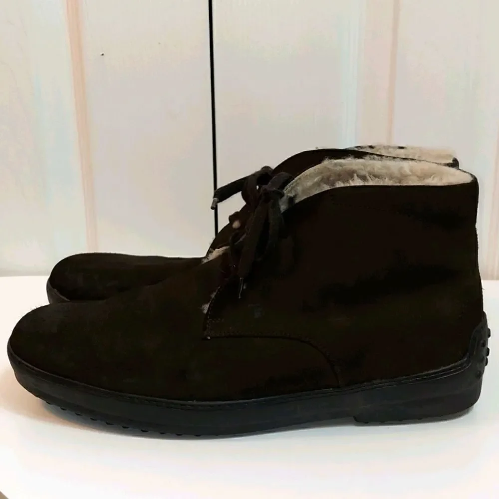 Tod's Shearling Lined Nubuck Chukka Boots 9.5